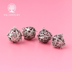 Charm bạc treo họa tiết đựng hạt