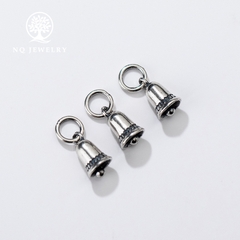 Charm bạc treo hình chiếc chuông