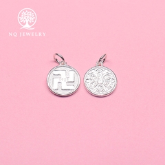 Charm treo chữ vạn khắc lục tự