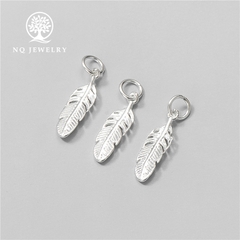 Charm bạc Lông vũ treo