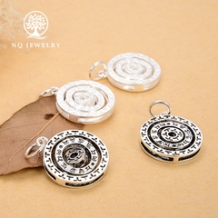 Charm bạc 3 vòng tròn ký tự treo