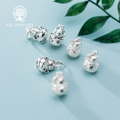 Charm bạc mèo treo