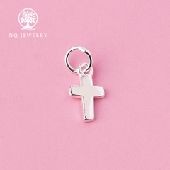 Charm bạc thánh giá treo