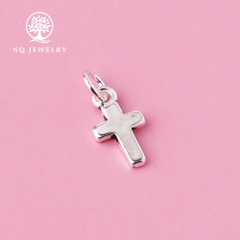 Charm bạc thánh giá treo