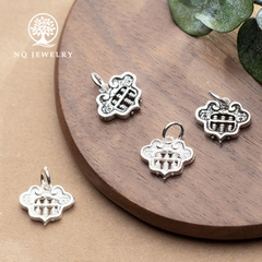 Charm bạc hình bàn tính tài lộc treo
