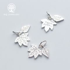 Charm bạc hình lá phong treo