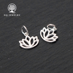 Charm bạc hình hoa sen treo