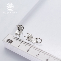 Charm bạc hình cái ghế treo