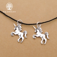 Charm bạc thái hình ngựa kỳ lân treo