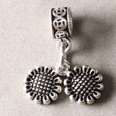 Charm bạc hình hoa hướng dương đôi