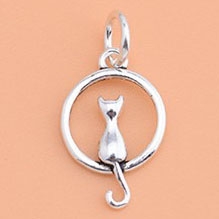 Charm bạc hình mèo ngồi vòng tròn treo
