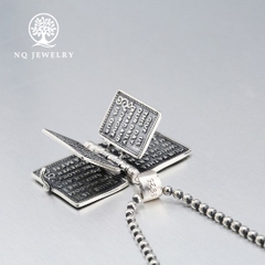 Charm bạc mặt dây chuyền kinh thánh treo