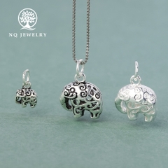 Charm bạc hình con voi treo