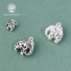 Charm bạc hình con voi treo