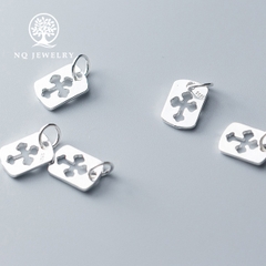 Charm bạc miếng có hình thánh giá treo