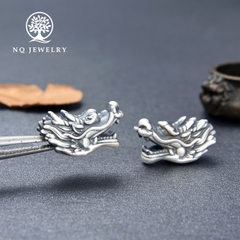 Charm bạc đầu rồng trắng xỏ ngang
