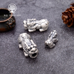 Charm bạc hình tỳ hưu