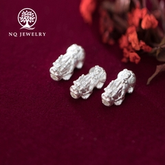 Charm bạc hình tỳ hưu