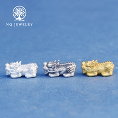Charm bạc hình tỳ hưu bạc thái xỏ ngang kiểu 4