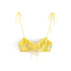 Bikini 2 mảnh Ngọc Trinh kèm váy