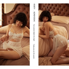 Váy ngủ ren hở bụng sexy quyến rũ