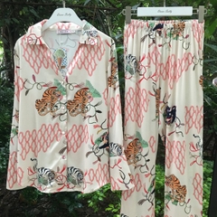 Pijama lụa dài hổ báo