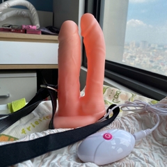 Dildo đeo hông unisex Lovetoy – Rỗng, rung, dây đeo da điều chỉnh thoải mái