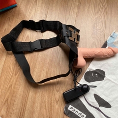 Dương Vật Giả Đeo Hông Baile Ultra Passionate Harness Rung Nhiều Tốc Độ Có Dây Đai Da
