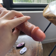 Dương vật giả MUHA rung thụt tỏa nhiệt điều khiển từ xa
