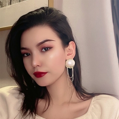 Khuyên tai ngọc trai to dây dài mỏng