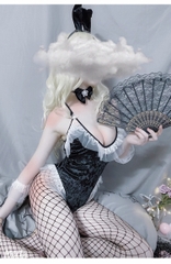 Cosplay tai thỏ