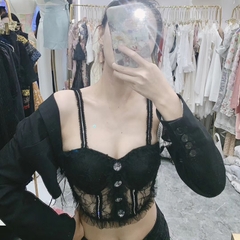 áo croptop đen