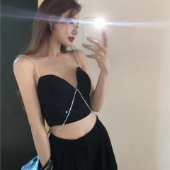 áo croptop đen