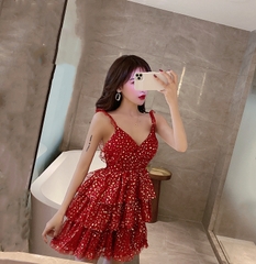 Váy 2 dây xòe nhiều tầng chấm sao
