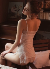 đầm ngủ trơn trắng