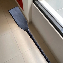 Roi quất ngựa đánh yêu đầu paddle da – Đồ chơi BDSM tăng khoái cảm cho cặp đôi
