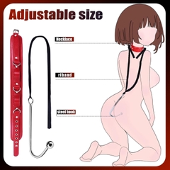 Vòng cổ BDSM da đỏ kèm dây đeo thân và móc kim loại