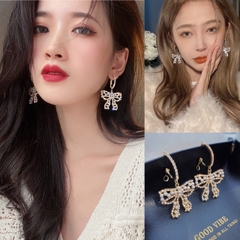Khuyên tai nơ đính đá ngọc trai