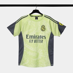 Quần áo bóng đá Real Madrid 2025/26 [Strivend thun mè Poly]