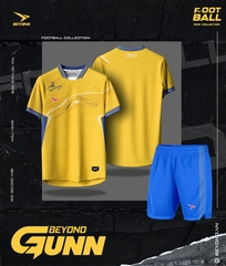 Quần áo bóng đá Beyono Gunn