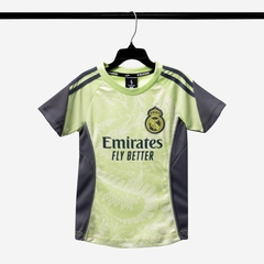 Quần áo trẻ em Real Madrid 2025/26 [Strivend]