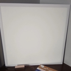 Đèn led Panel âm trần 48w kích thước 600x600mm, ZPANEL-AT600x600 bảo hành 2 năm