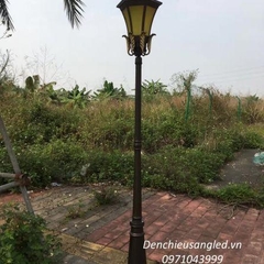 Cột đèn trang trí khu resort