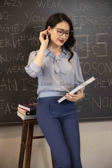 23028X61 - Quần xanh gấu xẻ v, cạp trang trí khuyên đính đá - trượt hàn.