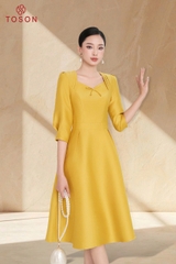 43863V93 - Đầm tafta vàng dáng xòe.