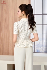 11004J66 - Áo đũi kem chấm bi cổ sam đính nơ