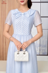 43097X66 - Đầm xòe tơ kẻ xanh,cổ đan chéo