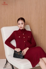 B6703 - Bộ len đen đính cúc: áo cổ đức + Đầm