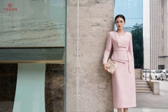 B8361P65 - Bộ text hồng đỗ, áo vest thắt đai + CV