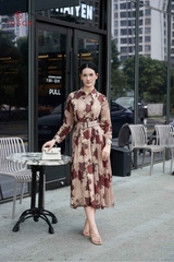 43213H66 - Đầm xòe hoa hồng, eo thắt đai
